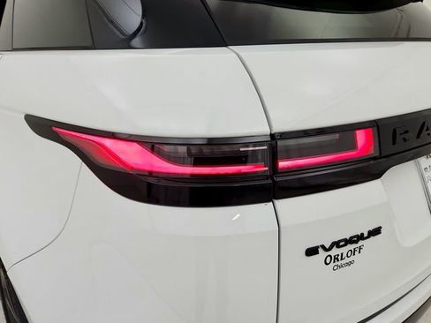 New 2025 Land Rover Range Rover Evoque S image 32