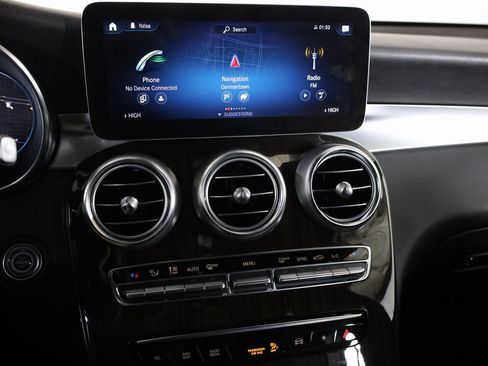Certified 2022 Mercedes-Benz GLC 300 4MATIC image 22