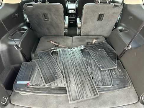 Used 2019 GMC Acadia Denali image 19