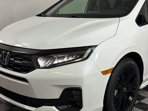 New 2026 Honda Odyssey Sport-L image 9