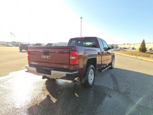 Used 2017 GMC Sierra 1500 SLE w/ SLE Value Package image 5