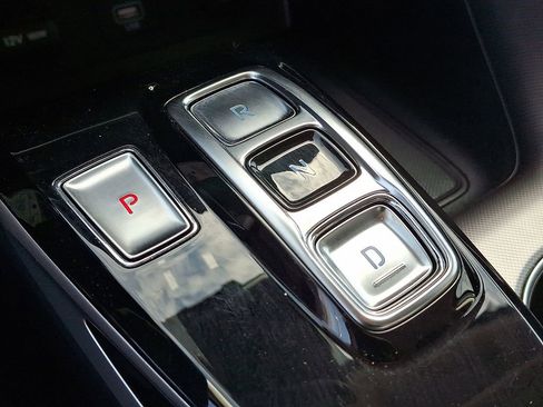 Used 2023 Hyundai Sonata SE FWD image 15