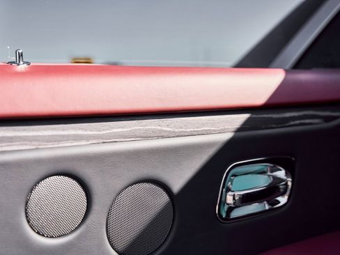 Used 2023 Rolls-Royce Ghost image 27