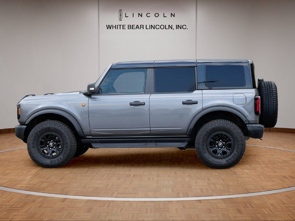 Used 2025 Ford Bronco Badlands AWD/4WD image 8