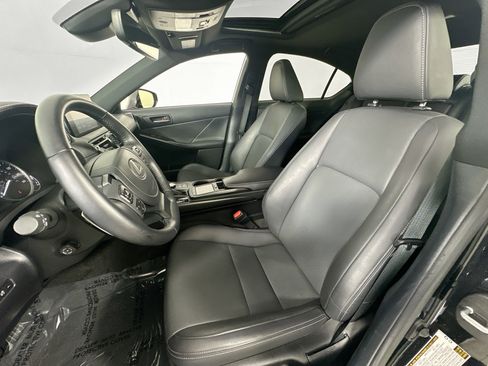 Used 2024 Lexus IS 300 w/ Premium Package image 20