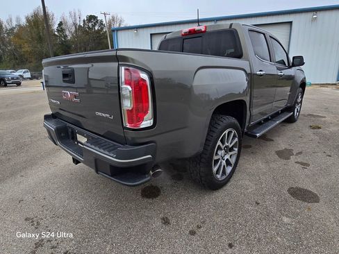 Used 2018 GMC Canyon Denali image 5