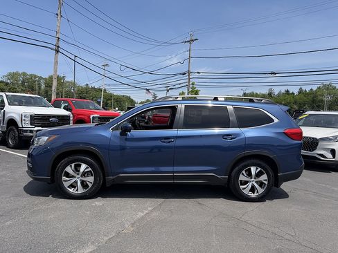 Used 2022 Subaru Ascent Premium w/ Convenience Package AWD/4WD image 3