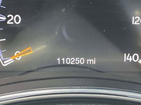 Used 2020 Jeep Grand Cherokee Limited w/ Luxury Group II AWD/4WD image 22