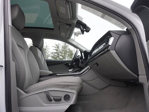 Used 2022 Audi Q7 3.0T Premium Plus w/ Premium Plus Package image 36