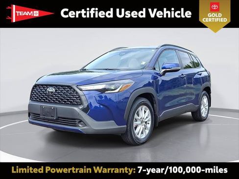 Certified 2023 Toyota Corolla Cross LE w/ Moonroof Package AWD/4WD image 1