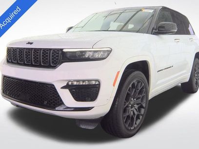 Used 2025 Jeep Grand Cherokee Summit