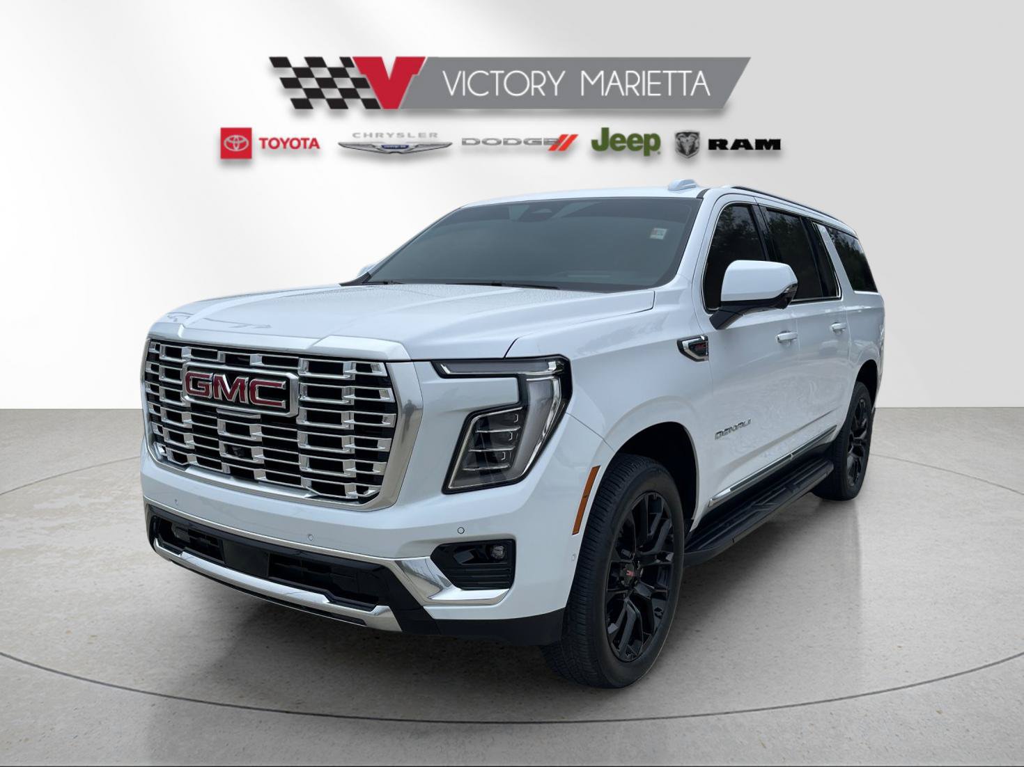 Used 2026 GMC Yukon XL Denali AWD/4WD image 1