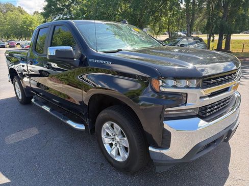 Used 2020 Chevrolet Silverado 1500 LT w/ Trailering Package AWD/4WD image 4