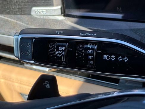 New 2025 Cadillac Escalade IQ Sport 2 w/ LPO, ONYX Package image 21