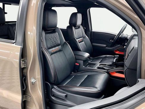 Used 2023 Nissan Frontier PRO-4X w/ Pro-4X Premium Package image 7