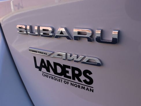 Used 2024 Subaru Outback Premium image 6