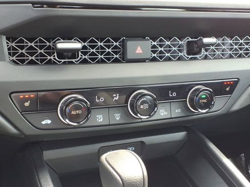 Certified 2025 Honda Accord SE image 20
