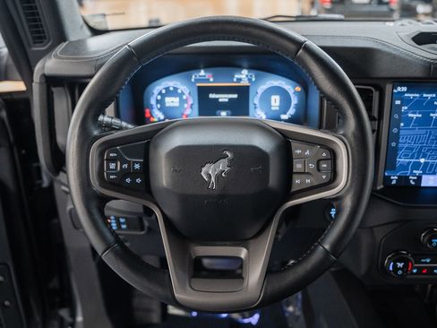 Certified 2025 Ford Bronco Badlands image 38