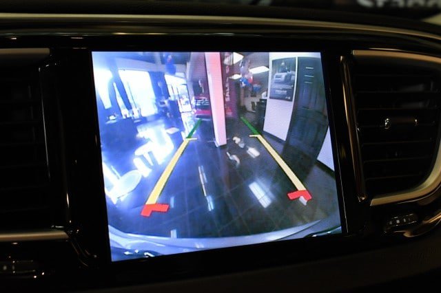 Used 2017 Chrysler Pacifica Touring Plus FWD image 32