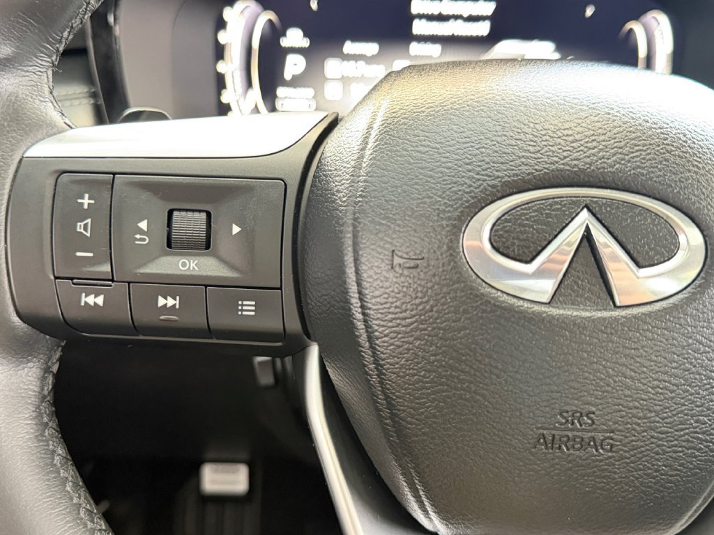 Used 2023 INFINITI QX60 Luxe w/ Performance Audio Package AWD/4WD image 26