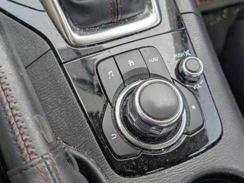 Used 2014 MAZDA MAZDA3 s Touring FWD image 12