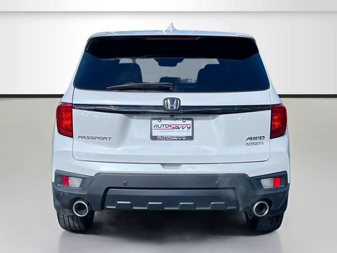 Used 2025 Honda Passport EX-L image 6