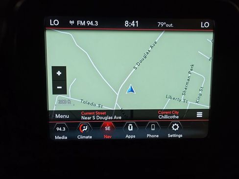 Used 2023 Jeep Renegade Latitude AWD/4WD image 19
