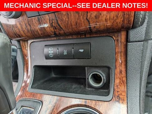 Used 2014 Chevrolet Traverse LT w/ LPO, 'HIT The Road' Package image 15