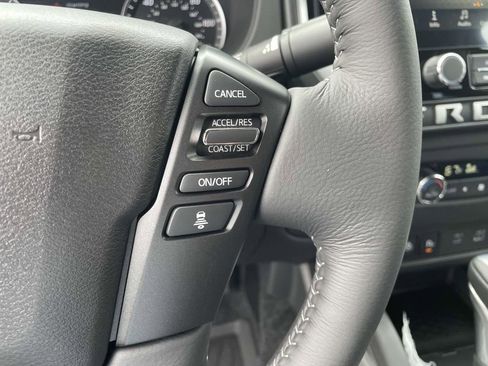 New 2025 Nissan Frontier SV w/ SV Convenience Package RWD image 21