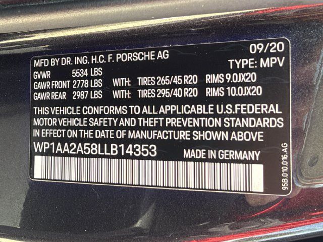 Used 2020 Porsche Macan AWD/4WD image 28