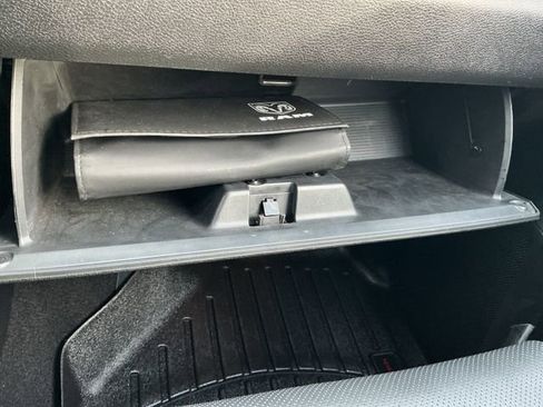 Used 2018 RAM 1500 Laramie w/ Convenience Group image 32