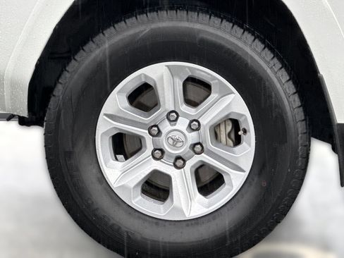 Used 2024 Toyota 4Runner SR5 image 11