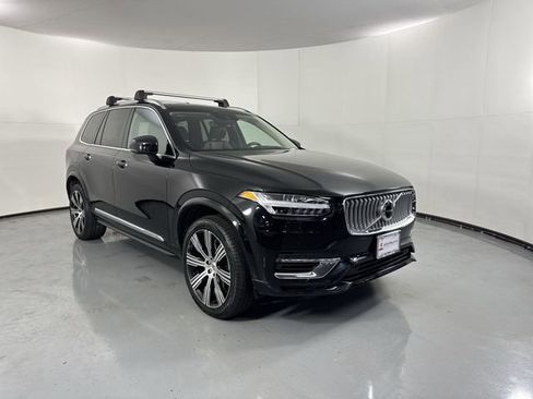 Used 2022 Volvo XC90 T8 Inscription w/ Advanced Package AWD/4WD image 3