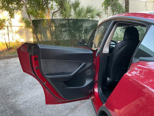 Used 2021 Tesla Model Y Performance AWD/4WD image 12