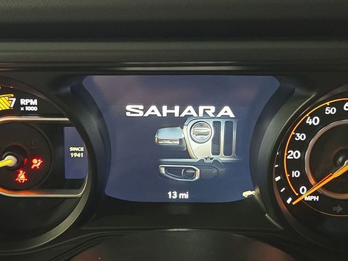 New 2026 Jeep Wrangler Unlimited Sahara AWD/4WD image 24