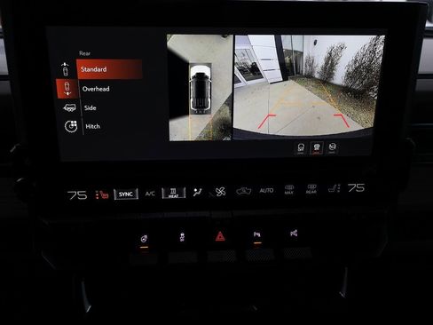 New 2026 GMC Hummer EV SUV AWD/4WD image 35