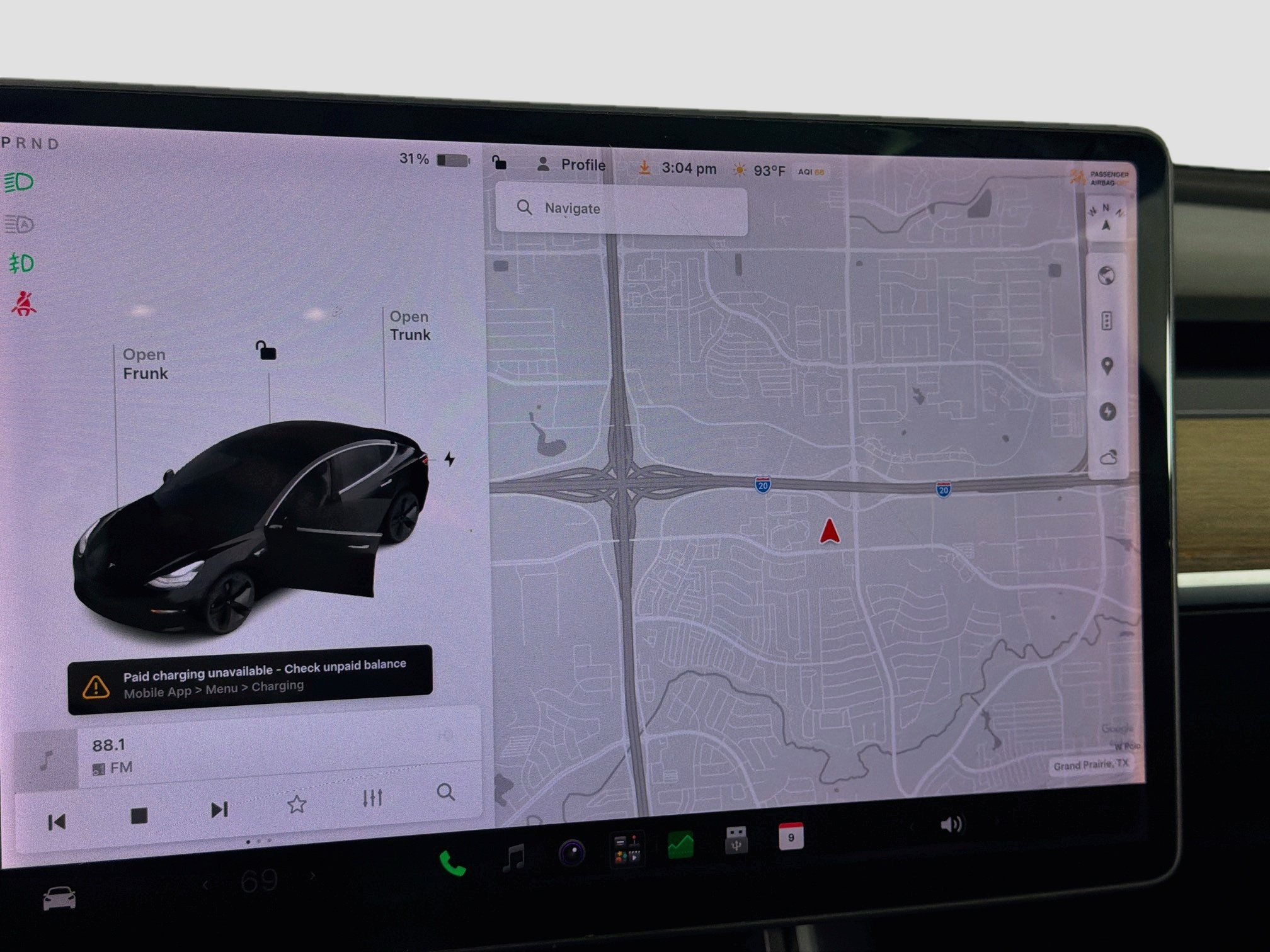 Used 2018 Tesla Model 3 Long Range RWD image 18