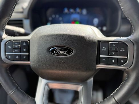 Used 2024 Ford F150 Lariat AWD/4WD image 33