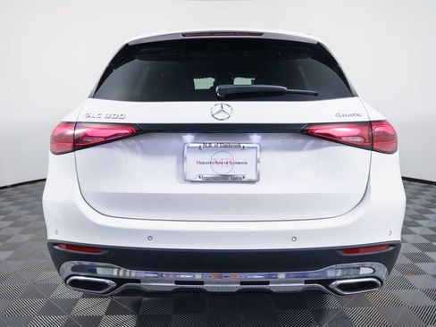 Certified 2025 Mercedes-Benz GLC 300 4MATIC image 6