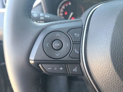 Used 2025 Toyota RAV4 XLE image 20