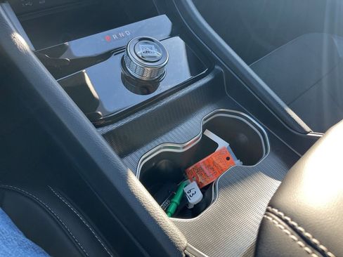 New 2025 Jeep Grand Cherokee Altitude image 22