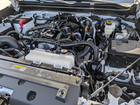 Used 2025 Toyota Tacoma SR5 image 20