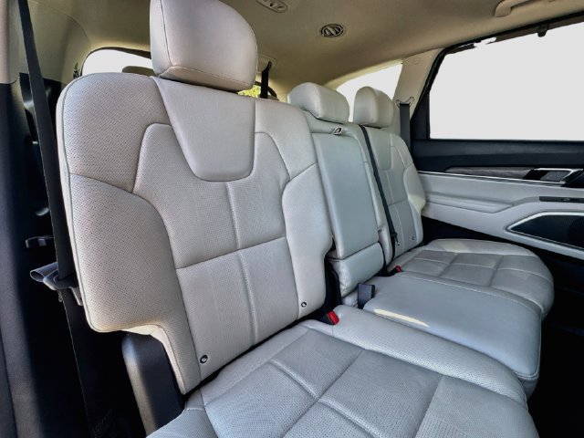 Used 2022 Kia Telluride EX w/ Towing Package AWD/4WD image 34