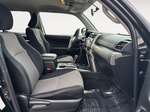 Used 2015 Toyota 4Runner SR5 RWD image 15