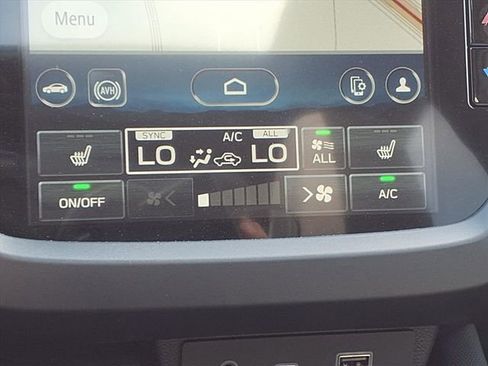 Certified 2025 Subaru Forester Premium AWD/4WD image 12