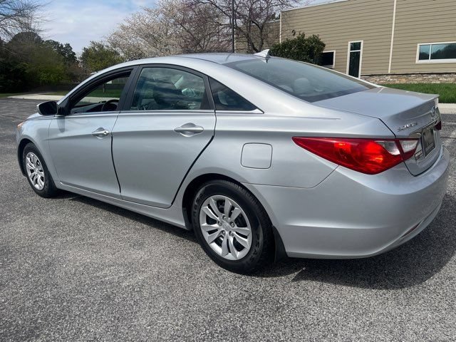 Used 2012 Hyundai Sonata GLS FWD image 4