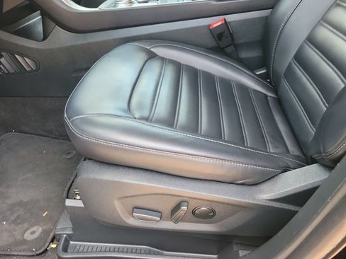 Used 2024 Ford Edge SEL AWD/4WD image 6