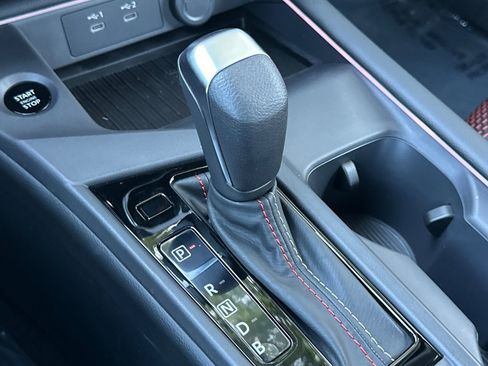 New 2026 Nissan Sentra SR w/ Floor Mat Package image 17