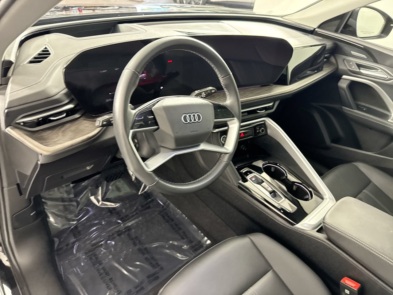 Used 2025 Audi Q5 Premium Plus w/ Premium Plus AWD/4WD image 23