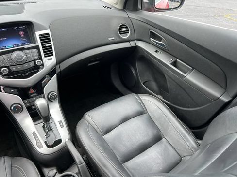 Used 2015 Chevrolet Cruze LT FWD image 28